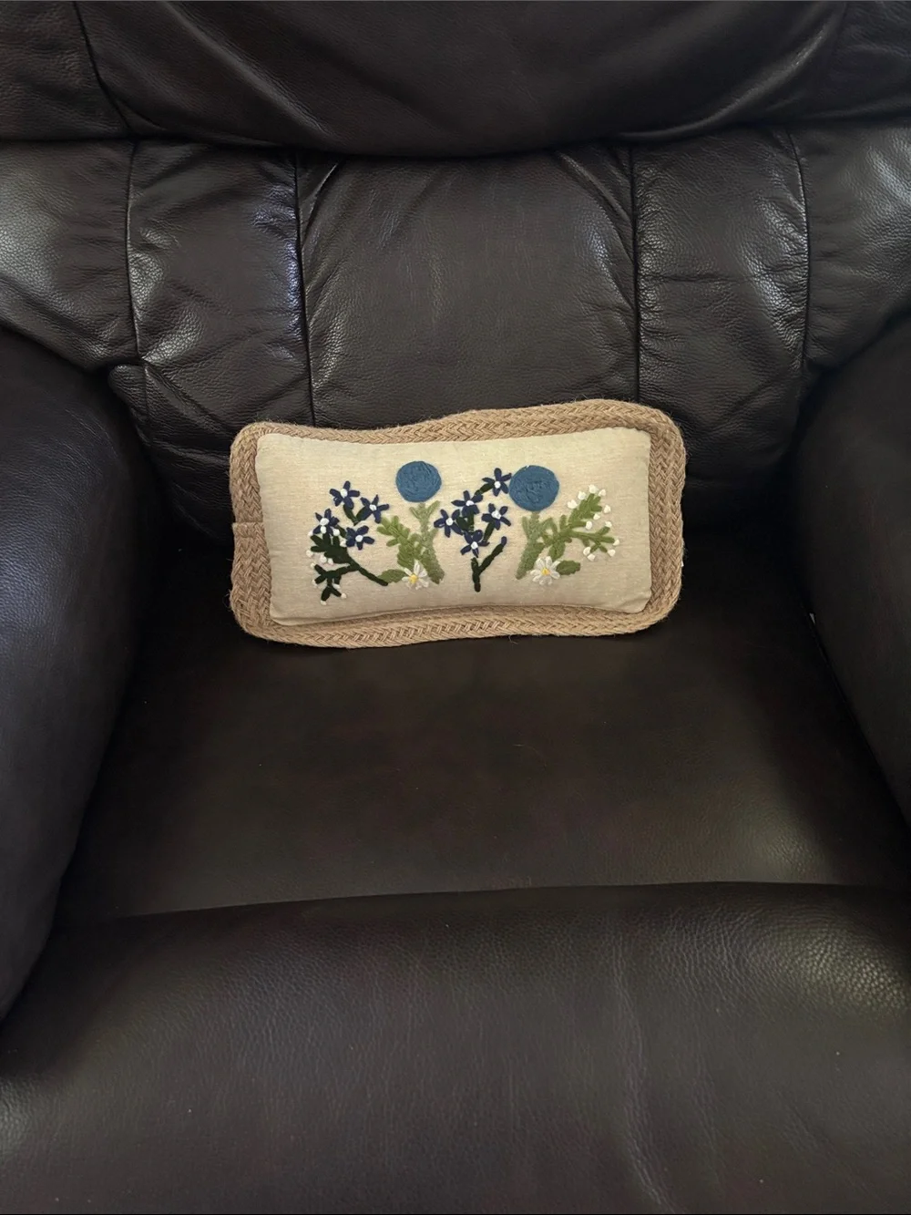 Mud Pie natural linen